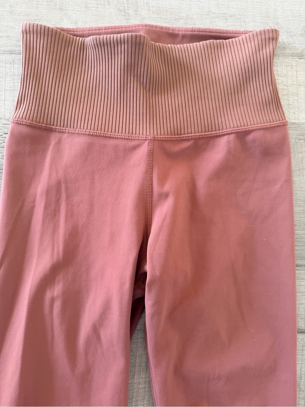 Vuori Ribbed Studio Legging - Picture 5 of 8